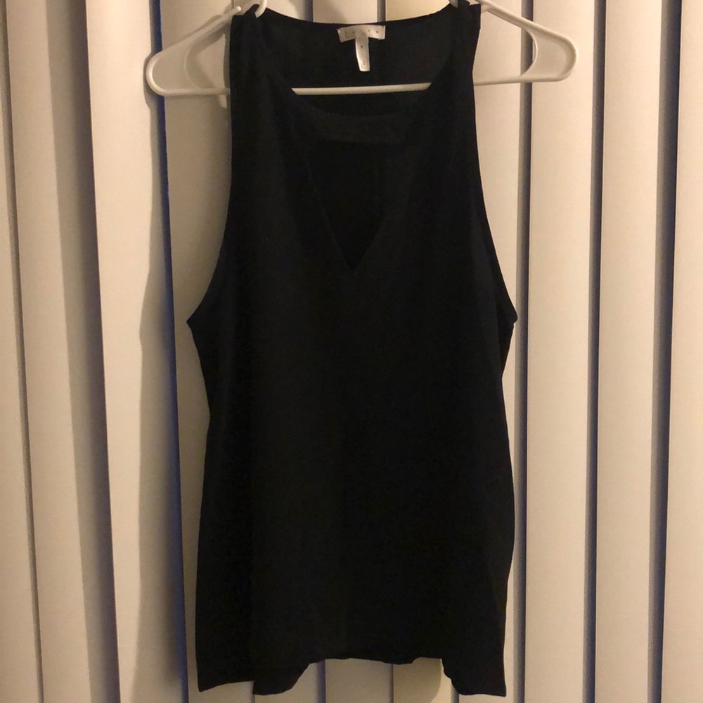 Black Leith Top with cut out V in front